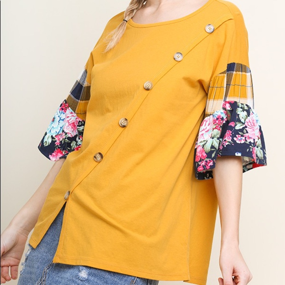 ✨LAST 1✨New Umgee mustard yellow plaid floral top - Picture 2 of 2